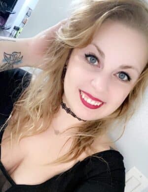 Anna Dykeman tatted nomad